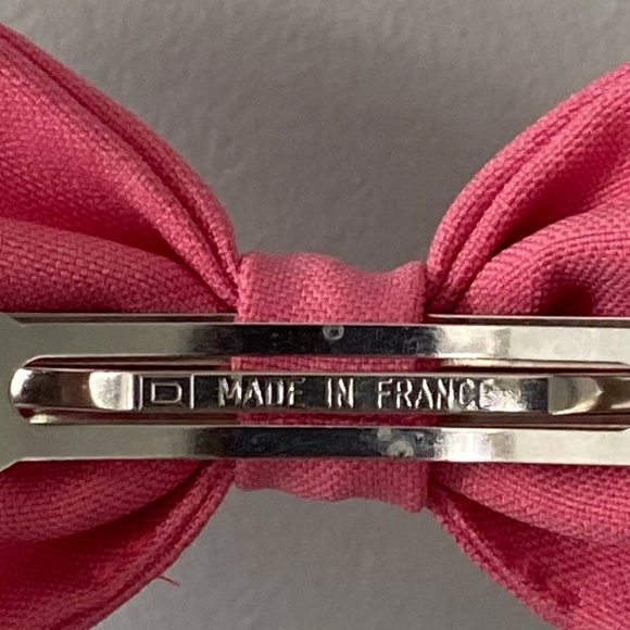 FREE WITH $15+ Purchase // American Apparel Pink Hair Bow - Picture 3 of 3